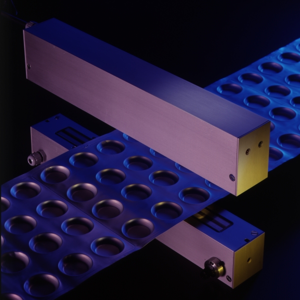 Detection system nimax-CF118 integrity of metal foil